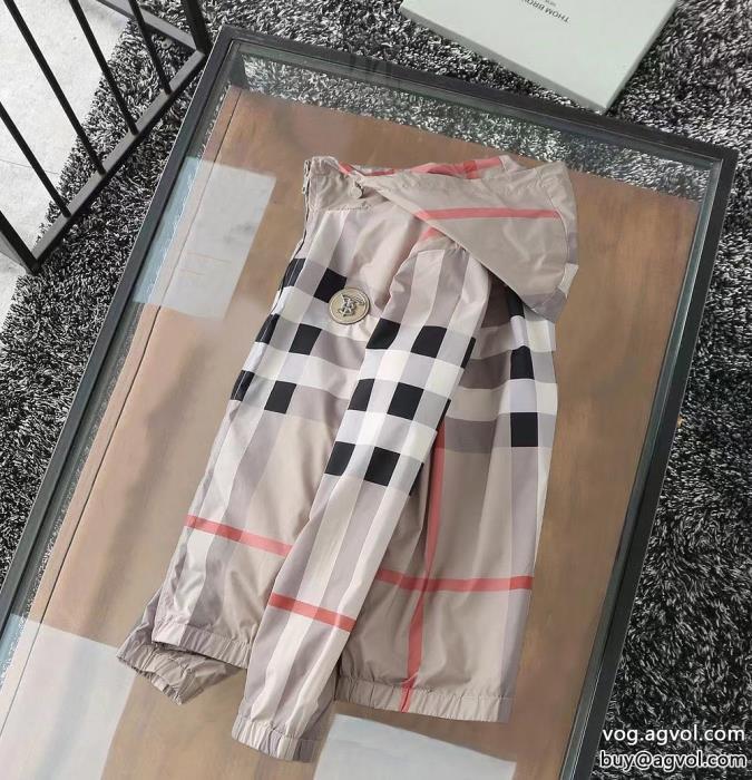 BURBERRYブランド 品 コピー人気ブランド普段使いにぴったりのデザインジャケット_0_3