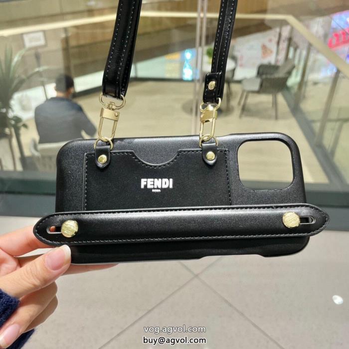 激安 ブランドIphone ケース カバーFENDIオーバーサイズ数年愛用しても人気アイテム_0_2