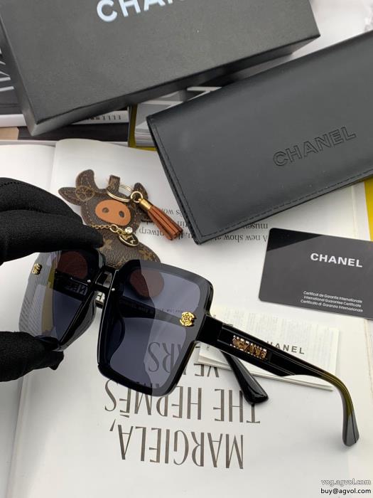 CHブランド スーパー コピー今季はファション感漂う最前線2023サングラス_0_3