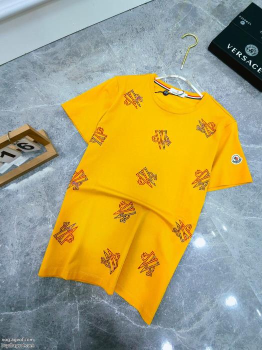 MONCLER通販 ブランド半袖Tシャツ個性的なスタイリングカジュアルさ_0_2