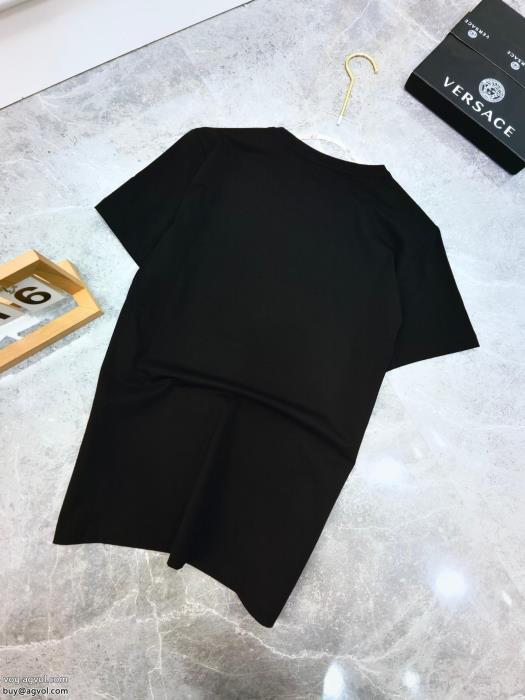 MONCLER通販 ブランド半袖Tシャツ個性的なスタイリングカジュアルさ_0_3