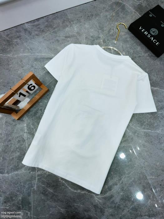モンクレールブランド 偽物半袖Tシャツこれは欲しいVIPセールで奇跡_1_3