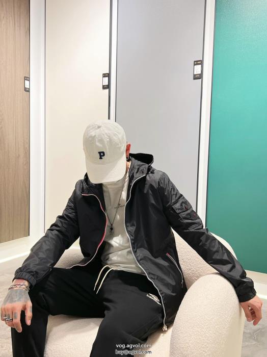 ジャケットブランド コピー 販売 爆発的人気　再入荷素敵デザイン未入荷ブランドMONCLER_0_2