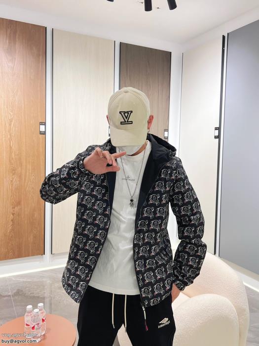 ジャケットMONCLER安定感があり柔らかい色調コピー ブランド_0_0