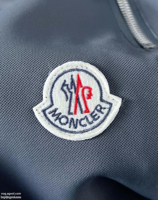 MONCLERブランド フェイクスラックス華やかムードを演出して大幅に値下げ_0_3