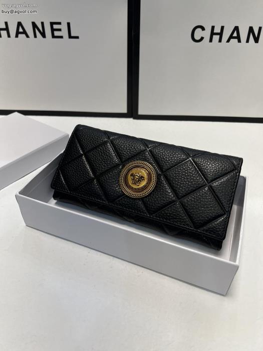 在庫希少今年流大人っぽさコピー 商品 販売ヴェルサーチ財布_0_0