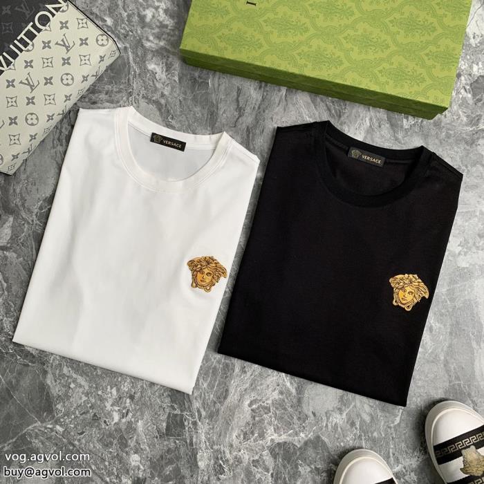 VERSACEブランド コピー s 級半袖Tシャツ数量限定幅広く使える_0_1