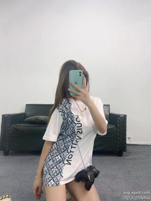 半袖Tシャツブランド コピー s 級ルイ ヴィトンきれいめな印象人気モデル愛用_1_0