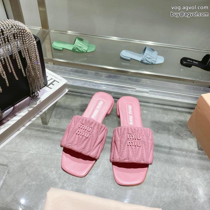 MIUMIUリラックススタイルが実現昨年も人気のアイテム新品スリッパスーパー コピー 品_0_0