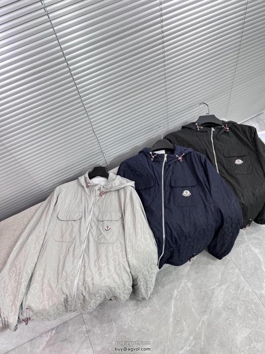 ジャケット愛用者がとっても多い超あたたかいブランド 偽物モンクレール_0_4