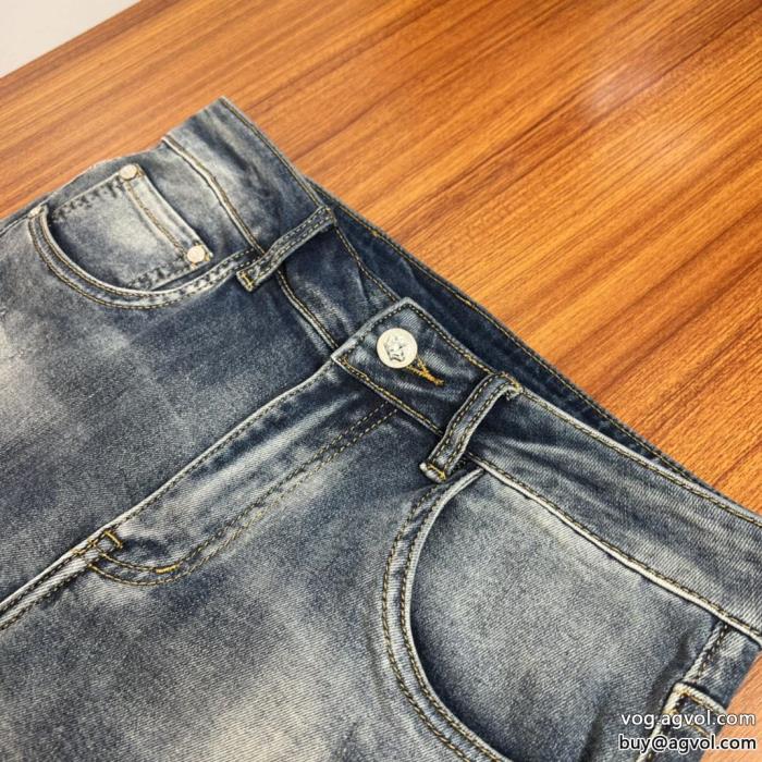 偽 ブランドMONCLERシンプルなデザインすぐお届け　2023新作ジーンズ_0_3