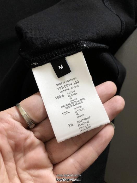 スーパー コピー  半袖Tシャツヴァレンティノ爽快感が絶妙にマッチ大人っぽい_0_3