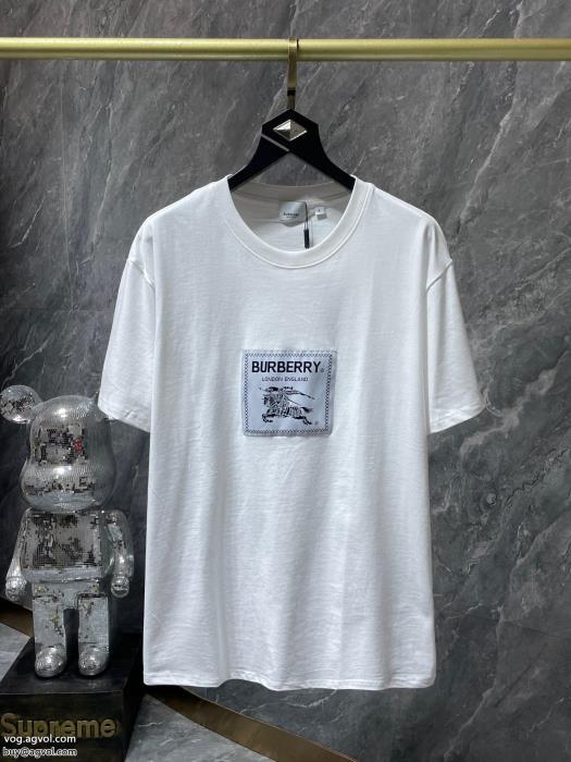 ブランド コピー 通販バーバリー大人で素敵カワイイ雰囲気半袖Tシャツ_0_3