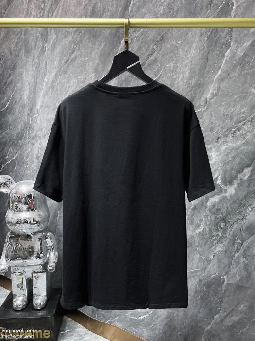 ルイ ヴィトン半袖Tシャツ派手すぎず北欧ブランドブランド コピー 販売_0_4