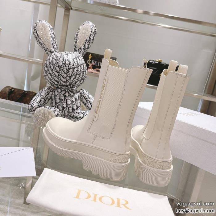 スーパー コピー ブランド 専門上品さ漂う大胆なデザインブーツDIOR_0_1