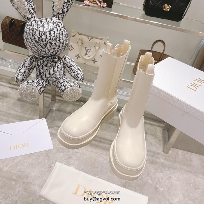 スーパー コピー ブランド 専門上品さ漂う大胆なデザインブーツDIOR_0_0