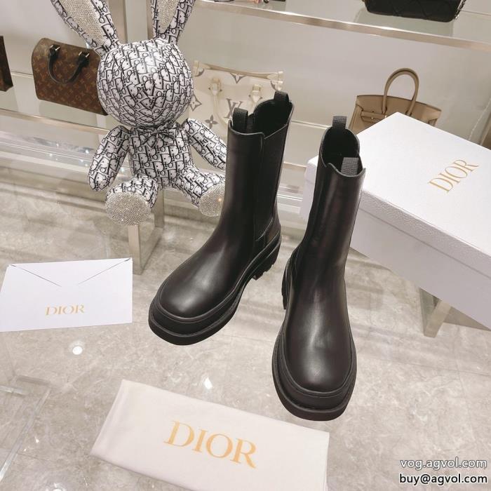 スーパー コピー ブランド 専門上品さ漂う大胆なデザインブーツDIOR_0_2