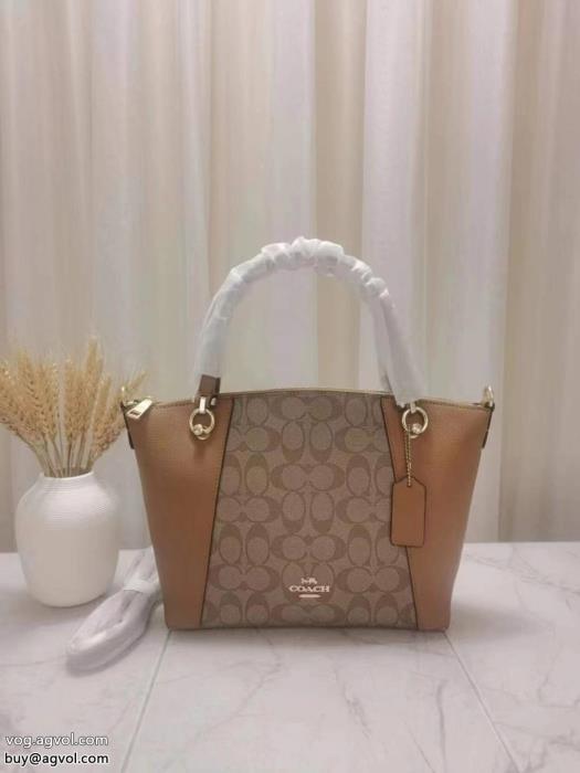 COACHコピー 通販今年流大人っぽさ魅力的な新作バッグ_0_1