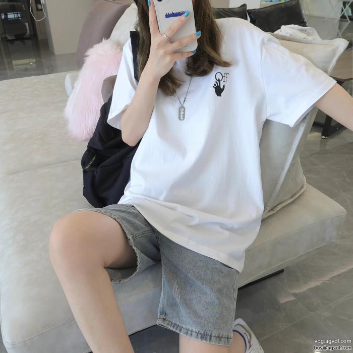 ブランド コピー  半袖Tシャツ2023ファッション高級感が溢れたオフホワイト_0_3