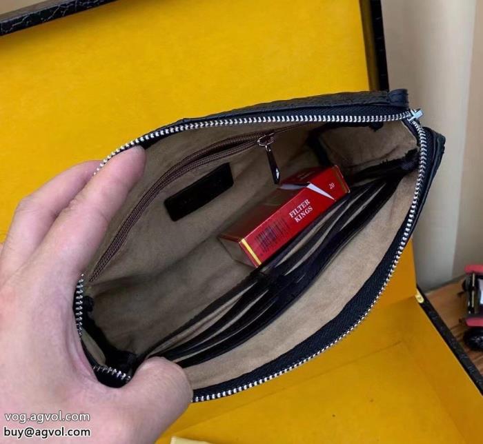 コピー 商品 販売今年の冬は着こなし透け感新作がイチ推し財布LOUIS VUITTON_0_2