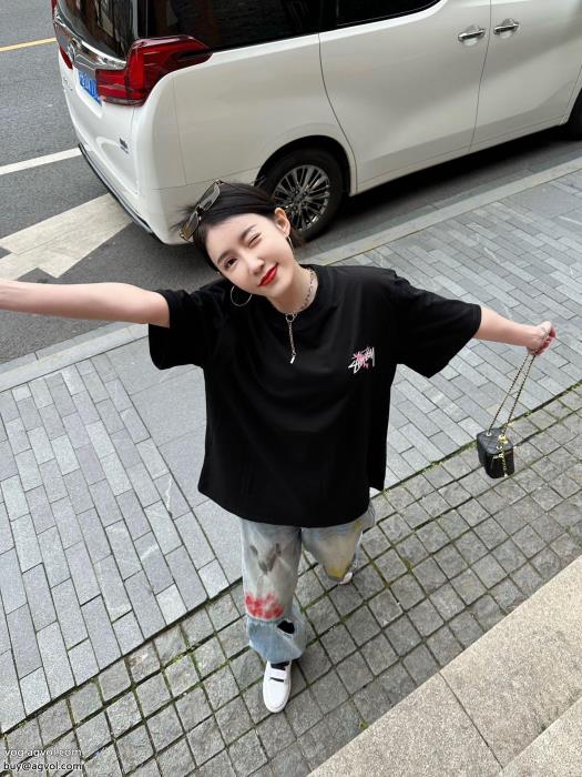 スタイルUPして着こなすSS23オシャレ半袖TシャツSTUSSYブランド コピー 販売 _0_1