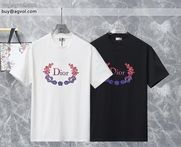 ブランド 偽物DIORカジュアルに着こなしジュアル感強めの着半袖Tシャツ_0_2