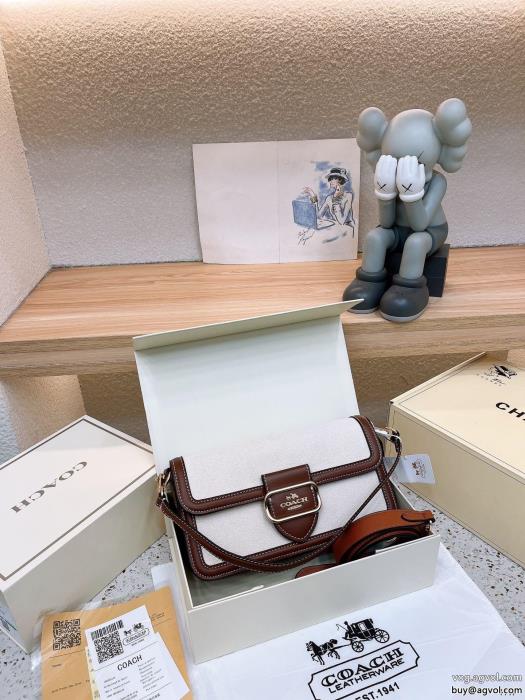 偽 ブランドバッグカジュアルスタイルを軽快に鮮度が手に入るCOACH_0_3