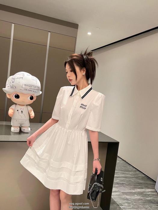ワンピース最新で完売確実話題沸騰MIUMIUブランド コピー 安心_0_2