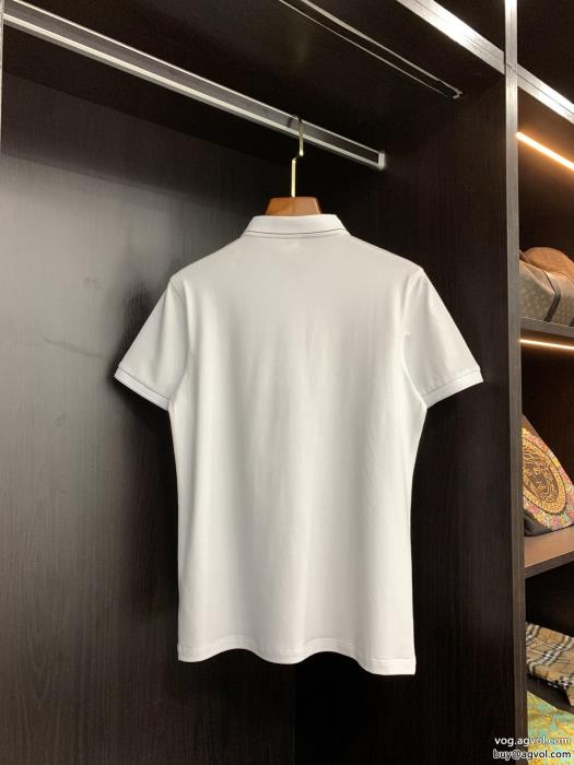 半袖シャツ特に話題なの上品　即完売大人買い必須なこの2023MONCLERブランド コピー 品_0_5