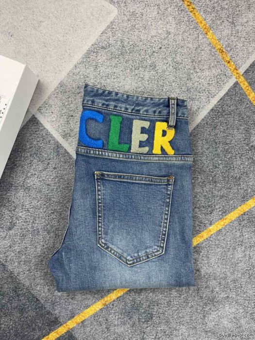 ジーンズ激安 ブランドMONCLER抜け感を出す超一流のブランド_0_3