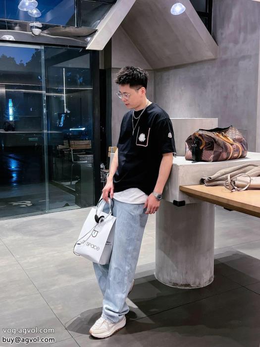 半袖Tシャツブランド コピー ショップ今年大人気ブームは再熱中MONCLER_0_2