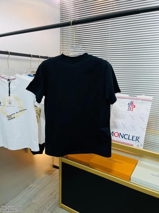 大人気アイテム2023SSの人気トレンドファッション半袖Tシャツスーパー コピー 通販モンクレール_0_1