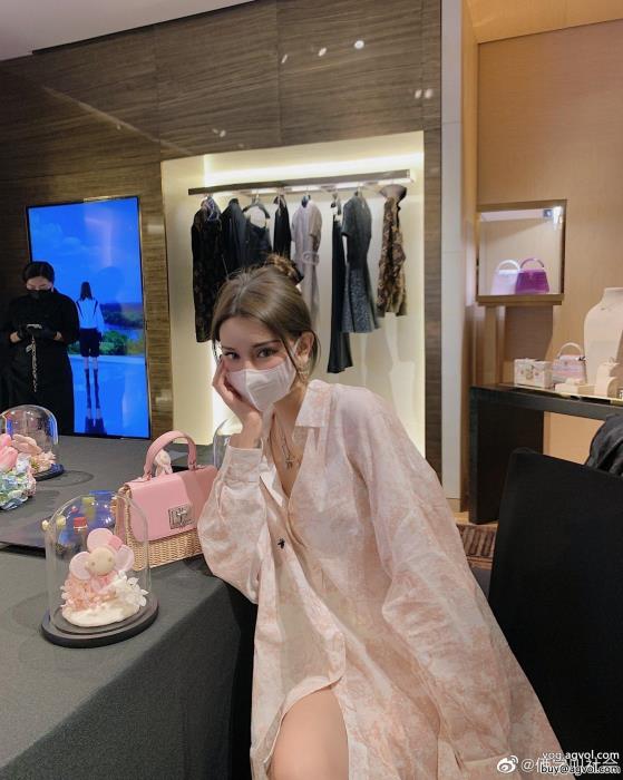 コピー ブランド 優良着回し力抜群大人気圧倒的な人気DIOR半袖シャツ_0_1