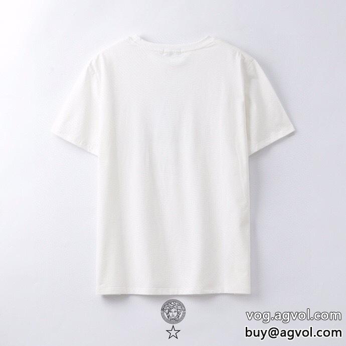 2023年流行ファッションスタイルアップ上品半袖Tシャツブランド 偽物ヴェルサーチ_0_0