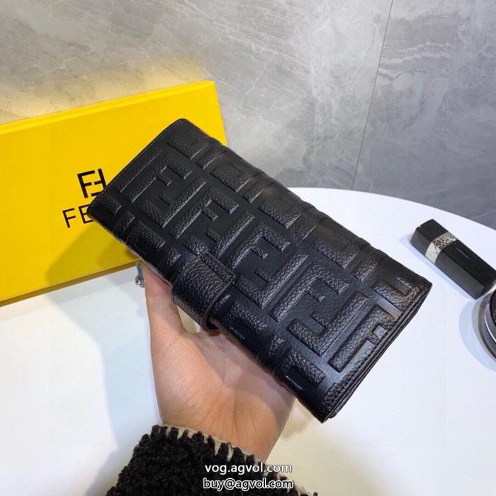 激安 ブランド 通販財布FENDI格好良い著名人愛用_0_1
