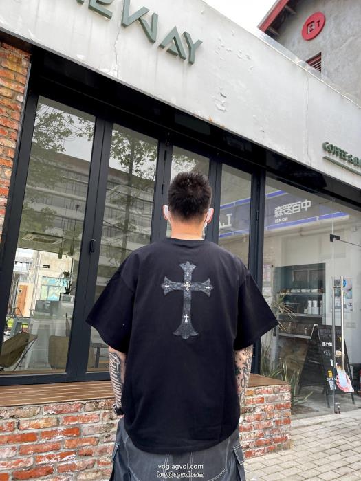 注目新ブランド日本完売CHROME HEARTS通販 ブランド半袖Tシャツ_0_3