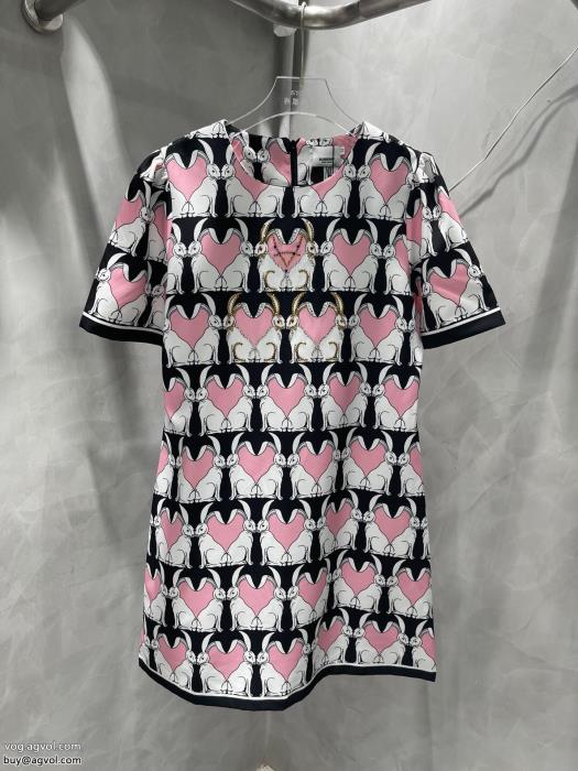 在庫希少今年大人気BURBERRYワンピースブランド 通販 激安_0_0