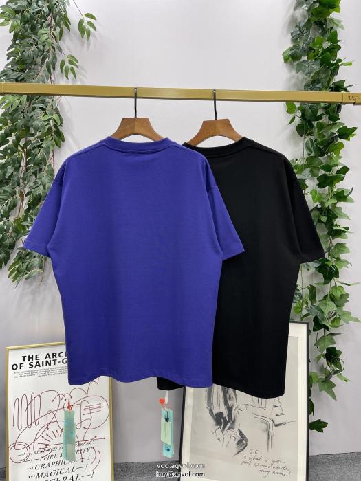 Off-White半袖Tシャツ通気性と吸汗性に優れ冬のフレッシュな気分に偽 ブランド 購入_0_4
