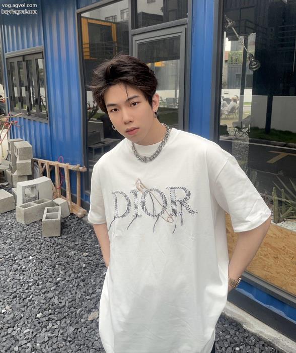 偽物 ブランド2023の新作涼しげに演出半袖TシャツDIOR_0_1