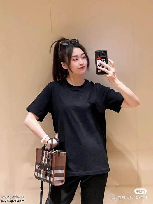 半袖Tシャツ一目瞭然　人気ブランド日本未上陸のブランドBURBERRYスーパー コピー 安心_0_1