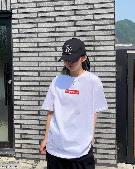 今季のトレンドクラシックスタイル毎日に上質を 半袖Tシャツスーパー コピー 通販SUPREME_0_4