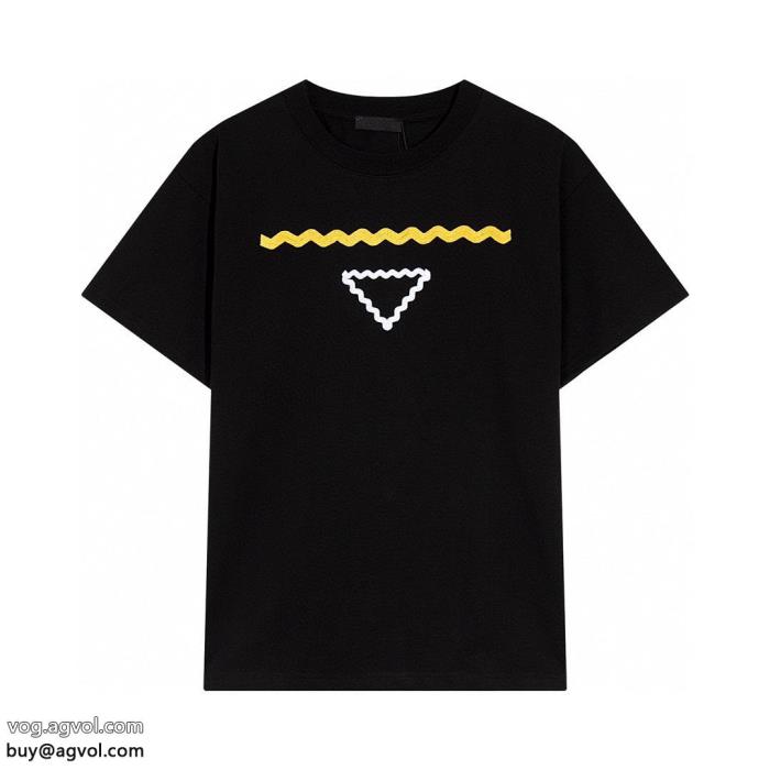偽 ブランド 販売超お目立ち2023年トレンド感が強い半袖TシャツPRADA_0_2