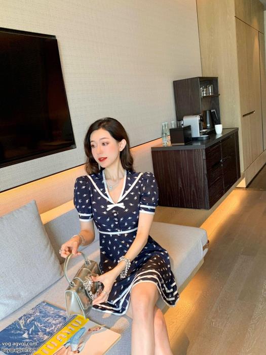 ワンピースMIUMIUブランド コピー 販売 派手すぎず完売前に_0_2
