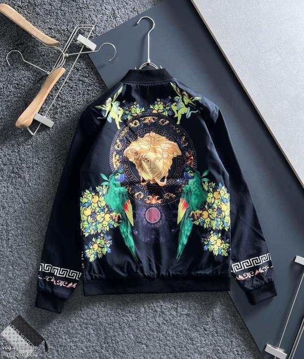 ブランド 偽物 通販不動の人気2023最新完璧なシルエットジャケットVERSACE_0_2