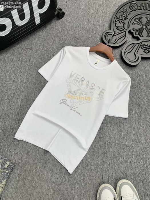 コピー ブランド 通販 安心大注目　早い者勝ち円高還元SaleVERSACE半袖Tシャツ_0_1