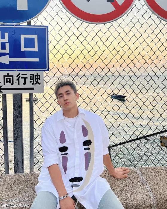 ロエベ長袖シャツ大人の余裕が漂う大注目スーパー コピー  _0_1