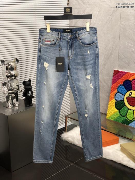 ジーンズ完売必須魅力的な今年らしいフェンディ偽物 通販 _0_1