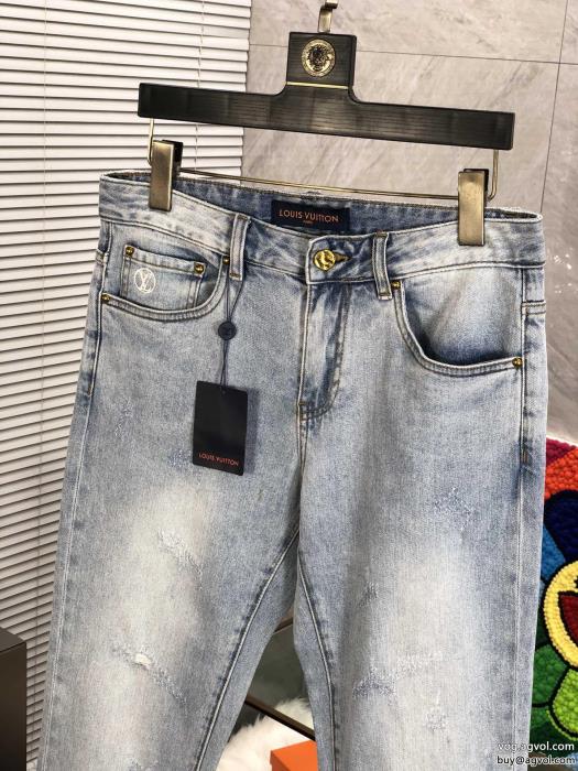 ジーンズ雑誌掲載今だけSALE偽 ブランド LOUIS VUITTON_0_2