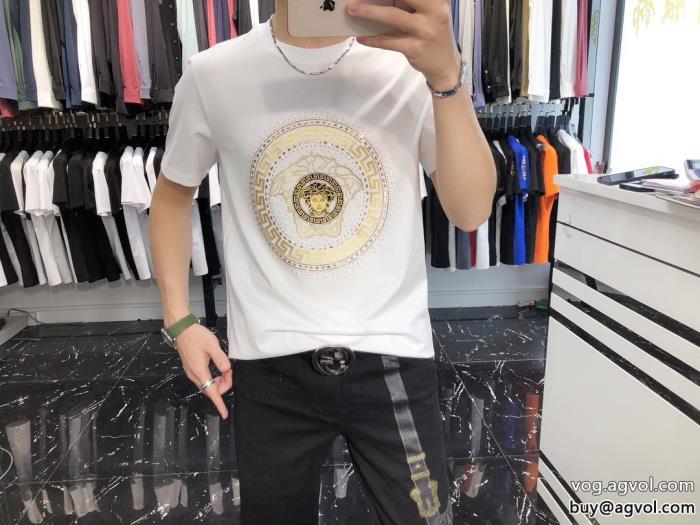 VERSACE半袖Tシャツ偽 ブランド 販売快適な着心地先行予約販売_0_1