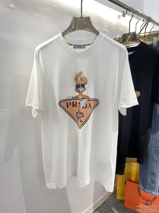 半袖Tシャツプラダ大胆なカジュアルダウン今季は色を使った注目新品ブランド 激安 _0_0